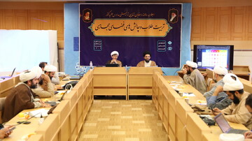 تصاویر/ اجلاسیه سالانه راهنمایان تهذیبی تربیتی حوزه های علمیه کشور