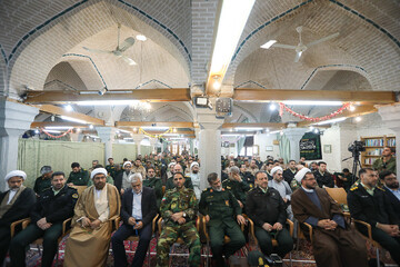 تصاویر/ دیدار فرماندهان نظامی و انتظامی با نماینده رهبر معظم انقلاب در استان قزوین