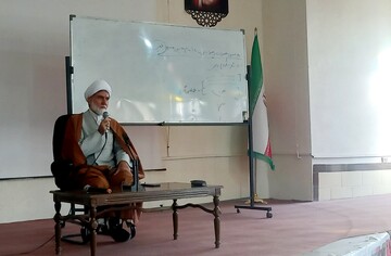 مبلغان مطالب خود را به روش‌های نوین برای دانش‌آموزان ارائه کنند