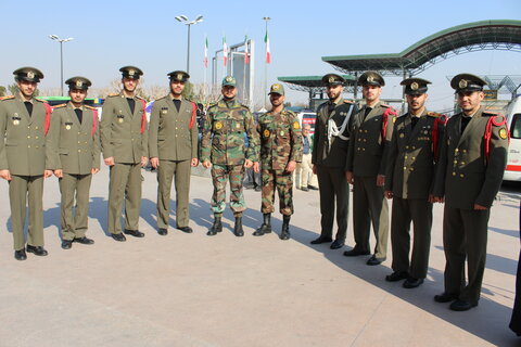 تصاویر پیرامونی مراسم 12 بهمن ماه و نماز جمعه در حرم بنیانگذار جمهوری اسلامی ایران