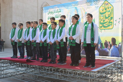 تصاویر پیرامونی مراسم 12 بهمن ماه و نماز جمعه در حرم بنیانگذار جمهوری اسلامی ایران