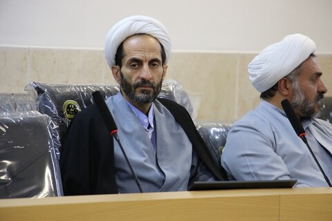 تصاویر|نشست رابطین تهذیب و تبلیغ مدارس حوزه علمیه اصفهان