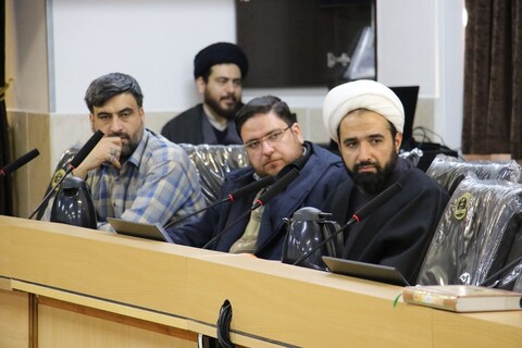 تصاویر|نشست رابطین تهذیب و تبلیغ مدارس حوزه علمیه اصفهان