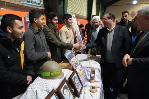 تصاویر/ آیین نمادین زنگ انقلاب در ارومیه