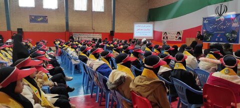 تصاویر/ نواختن زنگ انقلاب در شهرستان چهاربرج