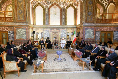 تصاویر / نشست رهبران اديان الهي در اصفهان