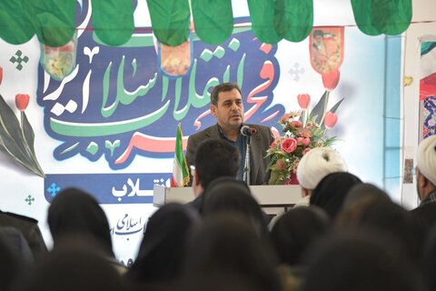 تصاویر/ نواخته شدن زنگ انقلاب در شهرستان شوط