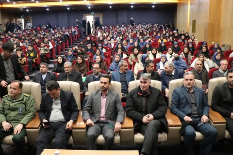 تصاویر| آیین نواختن زنگ انقلاب در مدارس خوی