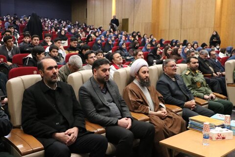 تصاویر| آیین نواختن زنگ انقلاب در مدارس خوی
