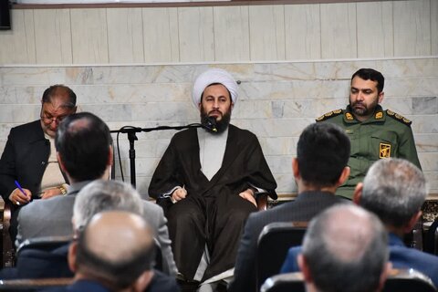 تصاویر/ دیدار اعضای شورای اداری شهرستان خوی با امام جمعه