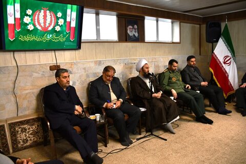 تصاویر/ دیدار اعضای شورای اداری شهرستان خوی با امام جمعه