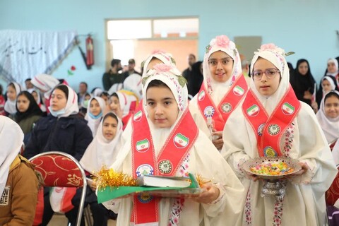 تصاویر/ آیین «زنگ انقلاب اسلامی» در آموزشگاه ۲۲ بهمن سمنان