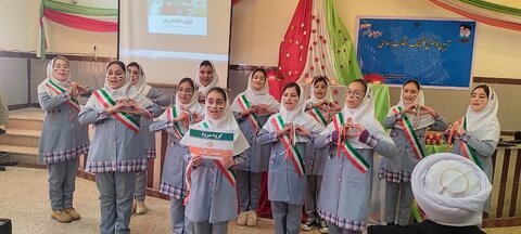 تصاویر/ نواخه شدن زنگ انقلاب در اشنویه