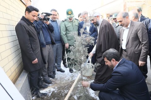 زنگ انقلاب در همدان