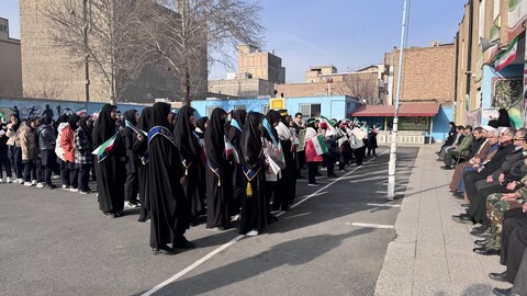 تصاویر/ زنگ انقلاب در مدارس مرند