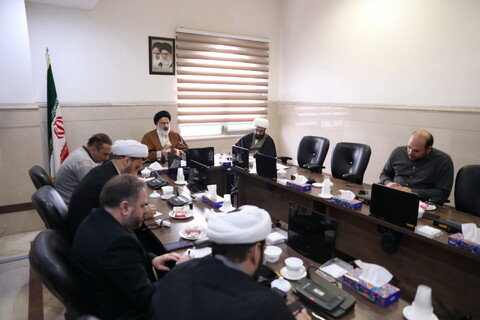 تصاویر/ اولین جلسه کمیته برنامه ریزی حضور مرکز مدیریت در سی و دومین نمایشگاه بین المللی قرآن کریم