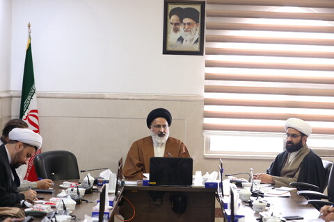 تصاویر/ اولین جلسه کمیته برنامه ریزی حضور مرکز مدیریت در سی و دومین نمایشگاه بین المللی قرآن کریم