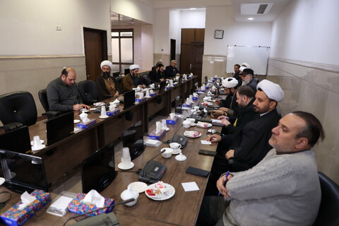 تصاویر/ اولین جلسه کمیته برنامه ریزی حضور مرکز مدیریت در سی و دومین نمایشگاه بین المللی قرآن کریم