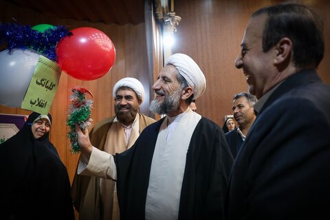 تصاویر/ آئین نواختن زنگ انقلاب در مدارس استان قزوین