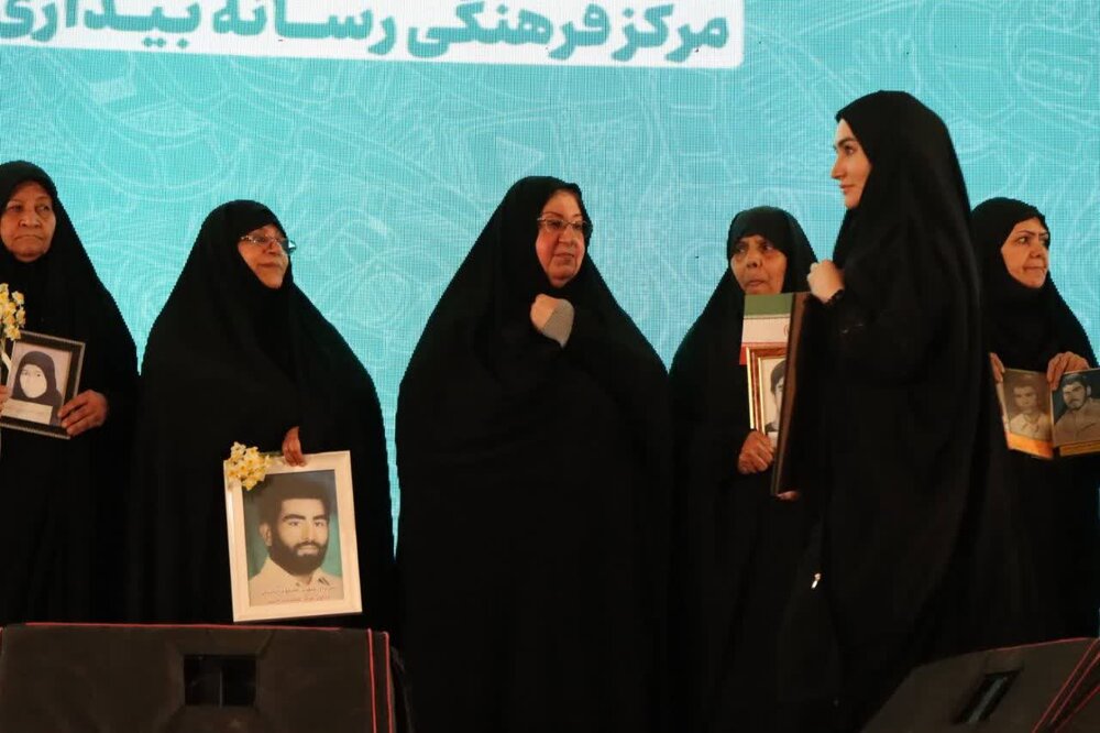 پانزدهمین جشنواره مردمی فیلم عمار با شعار "عدالت، جمهوریت، مقاومت در اهواز