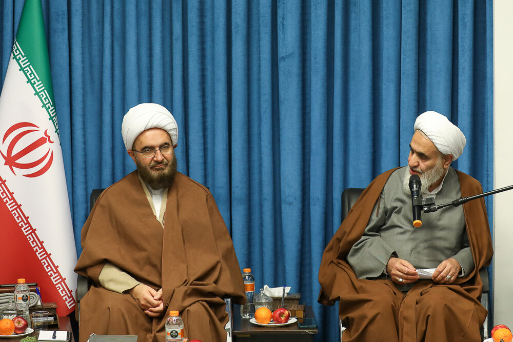 به خاطر فرصت خدمتی که برایم فراهم شد خداوند را سپاسگزارم