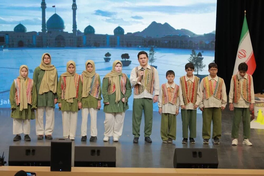 توان‌یابان کاشانی در جشن «به عشق ایران» تقدیر شدند