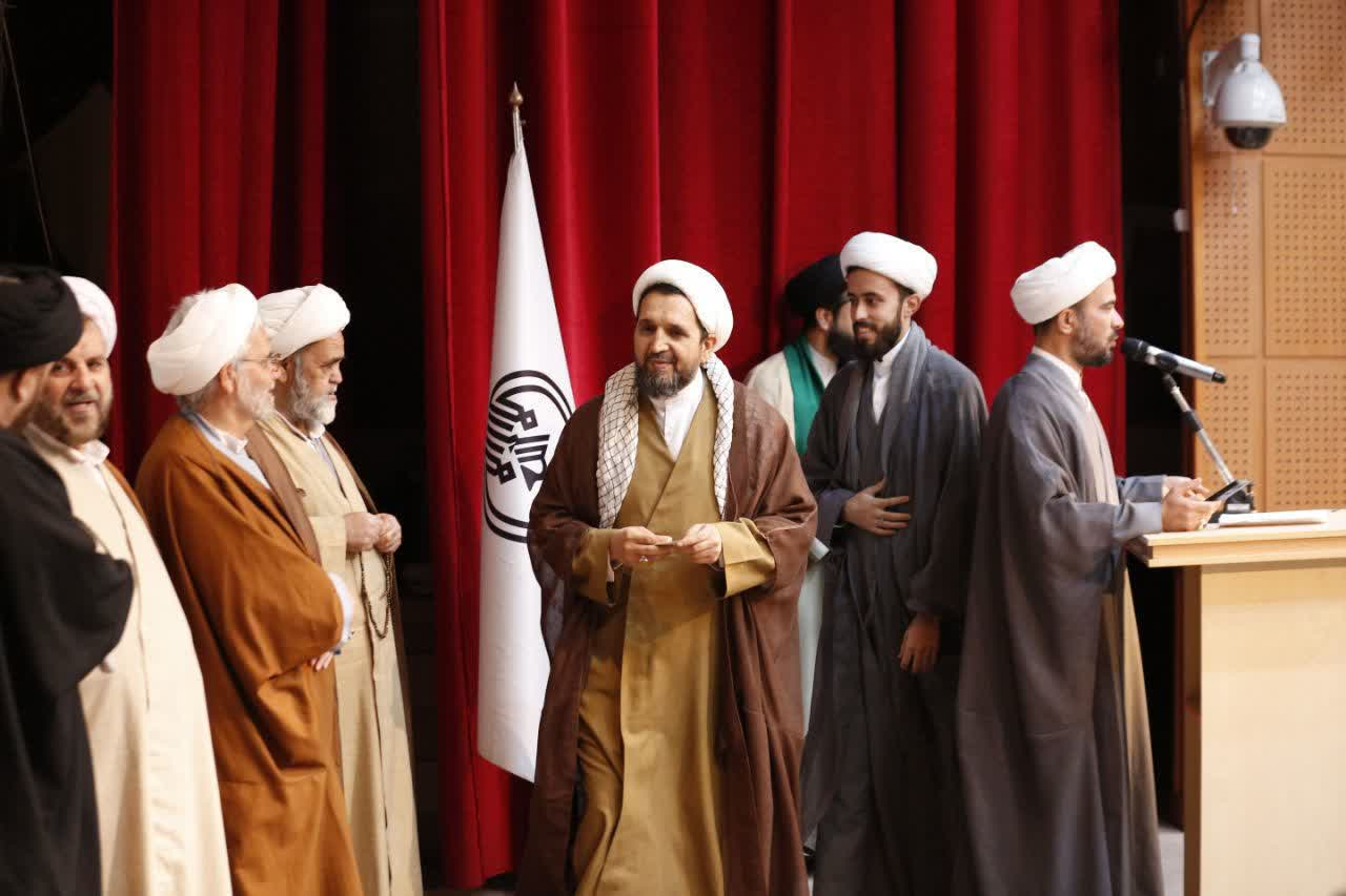 اجلاسیه سالانه طلاب شهرستان های نایین، خور و بیابانک برگزار شد