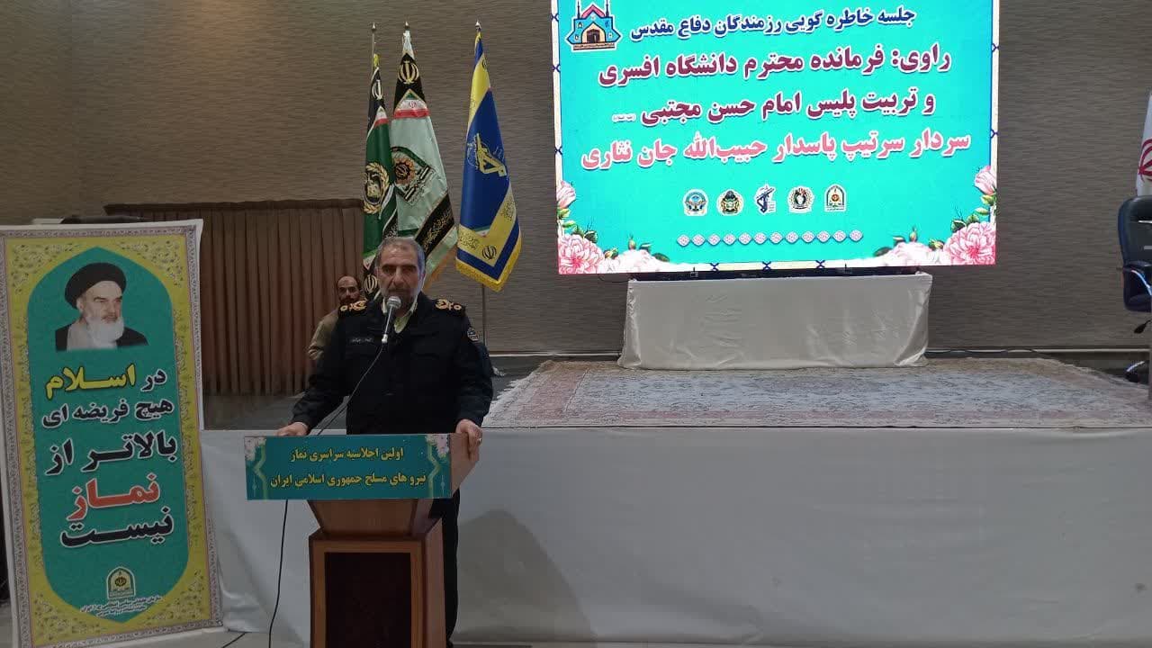 اسلام و مردم؛ دو بال پرواز انقلاب امام خمینی(ره)