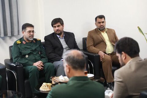 دیدار مسئولان یزد با فرمانده سپاه به مناسبت روز پاسدار