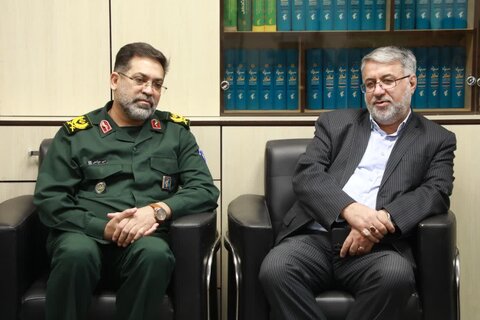 دیدار مسئولان یزد با فرمانده سپاه به مناسبت روز پاسدار