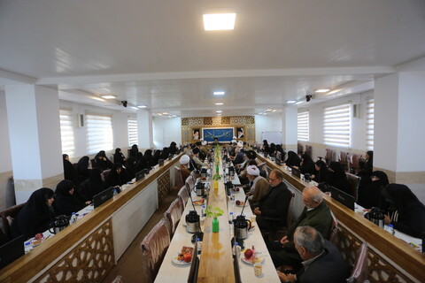 تصاویر / گردهمایی رؤسای هیأت امنای واحدهای علمی تربیتی حوزه علمیه خواهران استان اصفهان