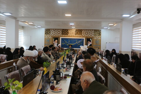 تصاویر / گردهمایی رؤسای هیأت امنای واحدهای علمی تربیتی حوزه علمیه خواهران استان اصفهان