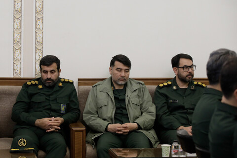 تصاویر/ دیدار جمعی از فرماندهان سپاه امام رضا(ع) و پاسداران یگان حفاظت حرم با تولیت آستان قدس رضوی