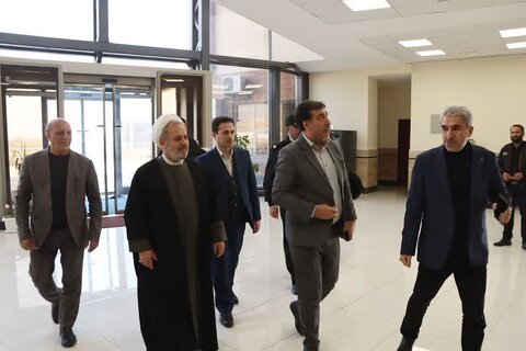 تصاویر/ بازدید امام جمعه نوشین شهر از دانشگاه ارومیه