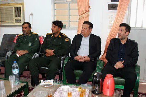 تصاویر/ دیدار فجرانه مسئولان با امام جمعه شبانکاره