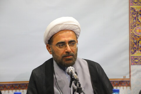 تصاویر/ اختتامیه مدرسه کاربست هوش مصنوعی در مطالعات قرآنی همراه با تجلیل از دکتر علیرضا طالب‌پور