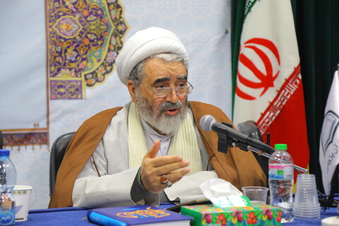 تصاویر/ اختتامیه مدرسه کاربست هوش مصنوعی در مطالعات قرآنی همراه با تجلیل از دکتر علیرضا طالب‌پور