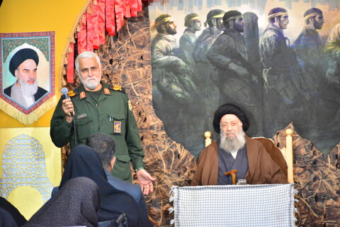 آیین تجلیل از خانواده های معظم شهدای هشت سال دفاع مقدس منطقه منبع آب اهواز