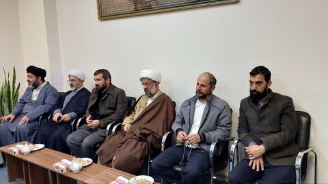 دیدار کادر مدرسه علمیه امام جعفر صادق علیه‌السلام با امام جمعه شهریار