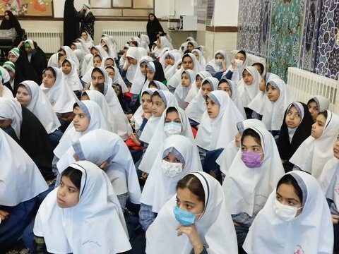 تصاویر/ گرامیداشت روز جانباز با حضوردانش آموزان یزدی