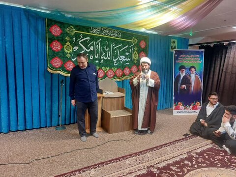 تصاویر/ مراسم اعیاد شعبانیه و دهه فجر در مدرسه علمیه امام صادق (ع) قروه