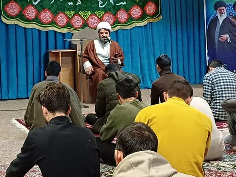 تصاویر/ مراسم اعیاد شعبانیه و دهه فجر در مدرسه علمیه امام صادق (ع) قروه