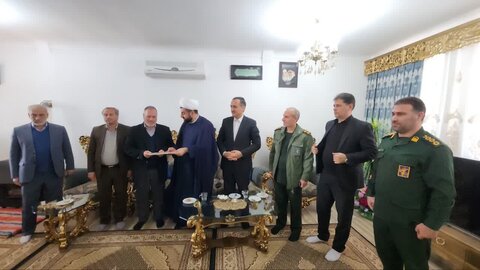 تصاویر/ دیدار امام جمعه چایپاره با دو جانباز