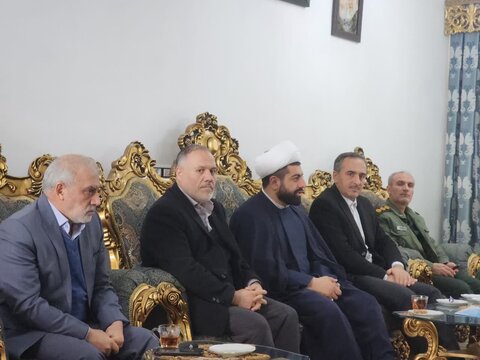 تصاویر/ دیدار امام جمعه چایپاره با دو جانباز