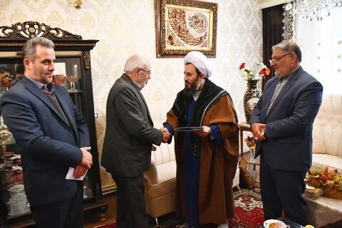 تصاویر/ دیدار امام جمعه خوی با سه جانباز