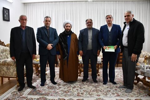 تصاویر/ دیدار امام جمعه خوی با سه جانباز