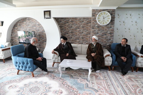 تصاویر/ دیدار نماینده ولی فقیه در آذربایجان غربی با سه جانباز دفاع مقدس