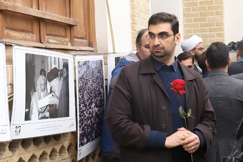 تصاویر/تجدید بیعت اهالی رسانه قم با آرمان های امام راحل و انقلاب اسلامی ایران