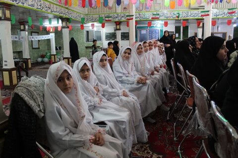 تصاویر/ همایش تبیین نقش زنان در پیروزی انقلاب اسلامی و حفظ دستاوردهای آن در ماکو