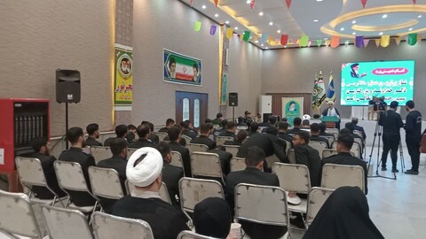 تصاویر/ محفل انس با قرآن در نمایشگاه اولین اجلاسیه سراسری نماز نیروهای مسلح